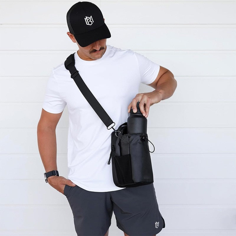 Fitness magnetic water bottle bag